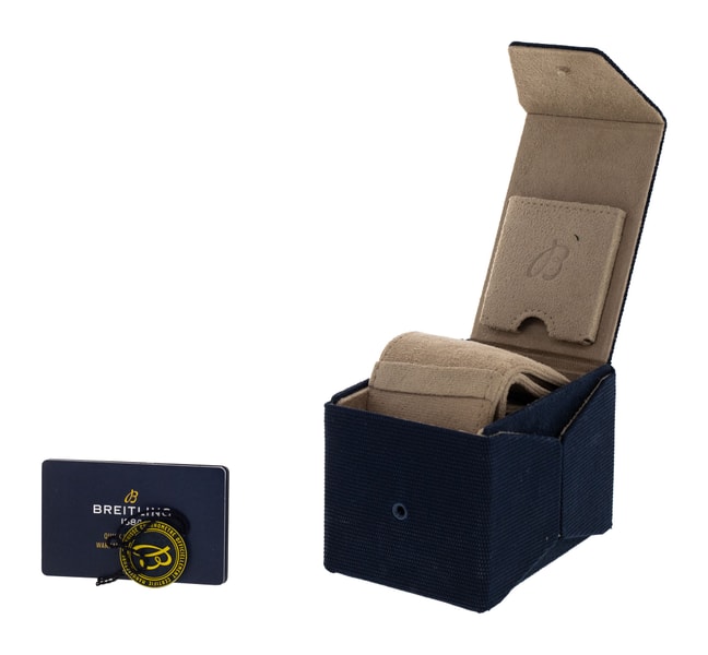 Breitling Avenger Chronograph 45 A13317